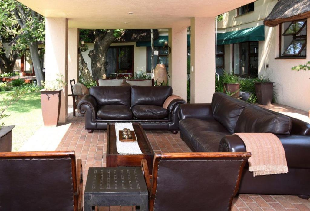 Lourie Hospedaje Sandton Exterior foto