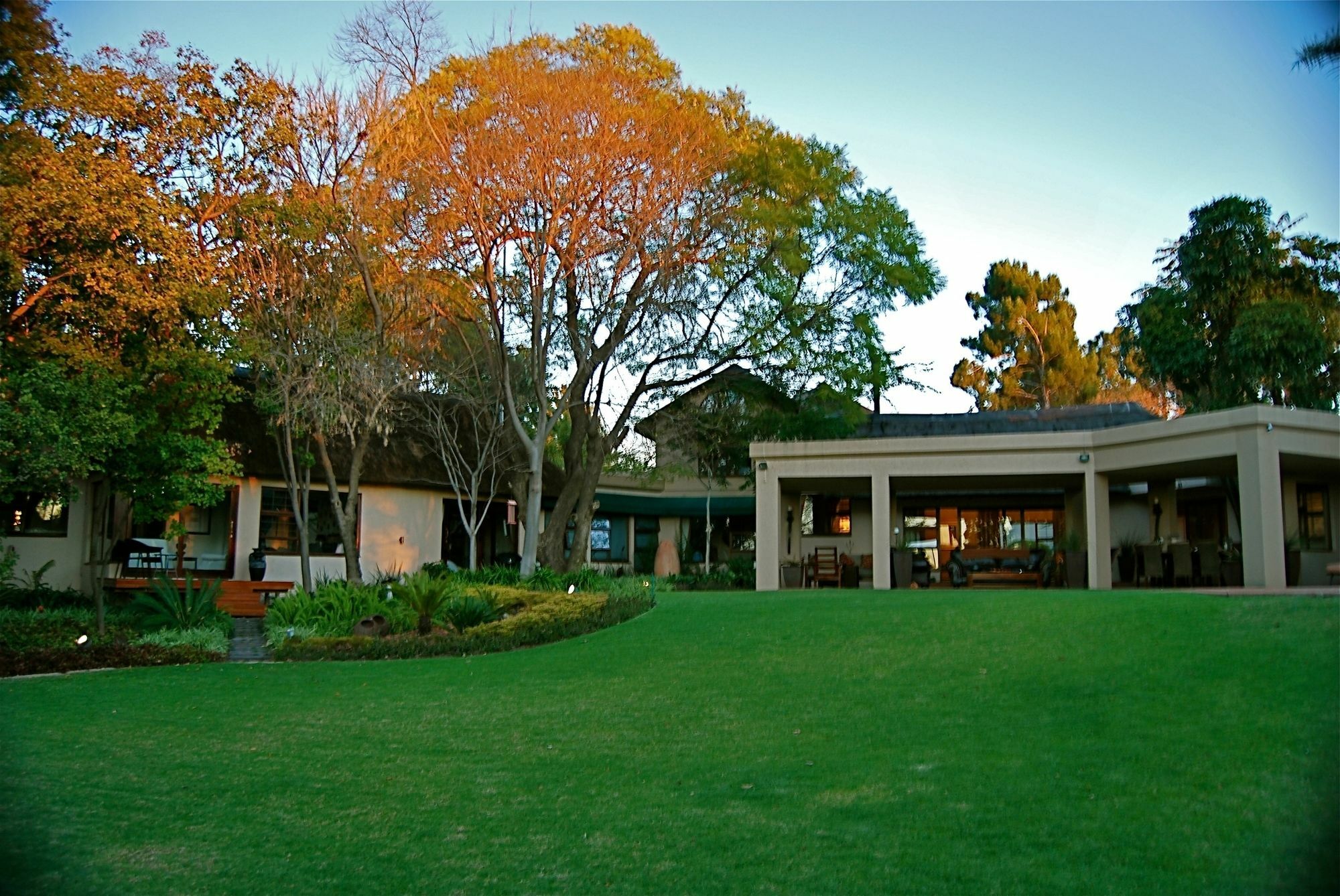 Lourie Hospedaje Sandton Exterior foto
